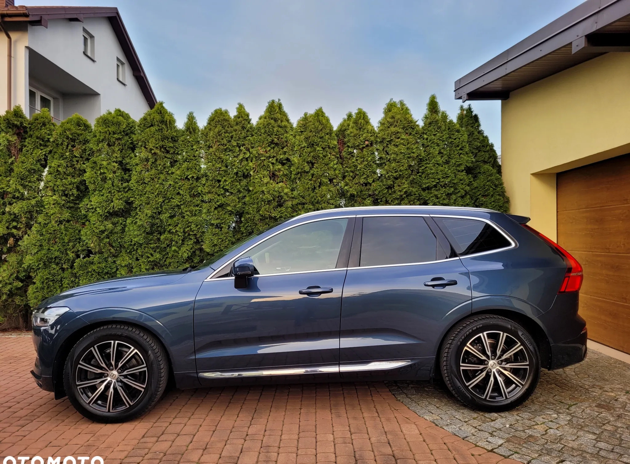 Volvo XC 60 cena 113500 przebieg: 201000, rok produkcji 2019 z Opoczno małe 781